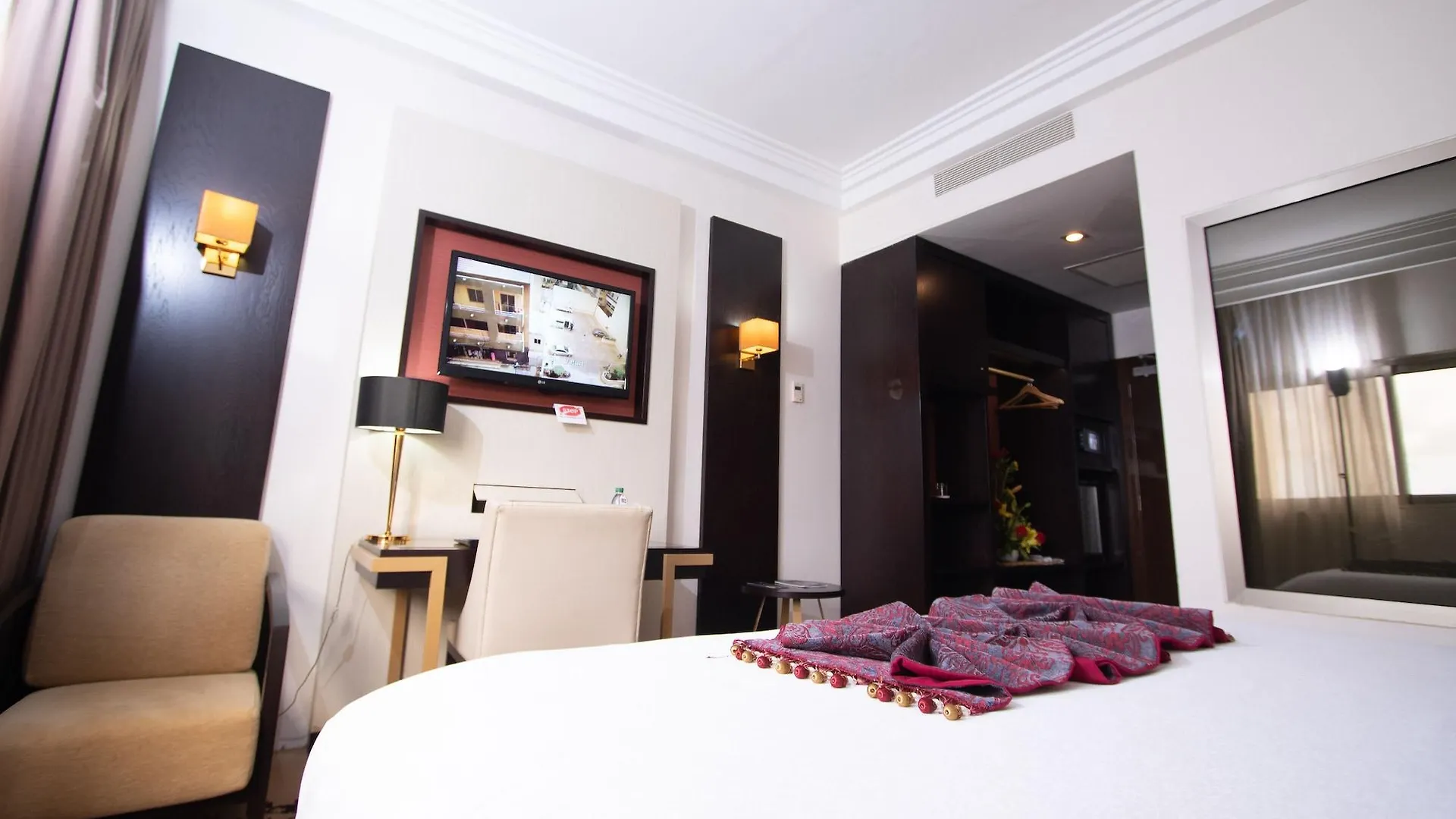 דקר Hotel Fleur De Lys Plateau