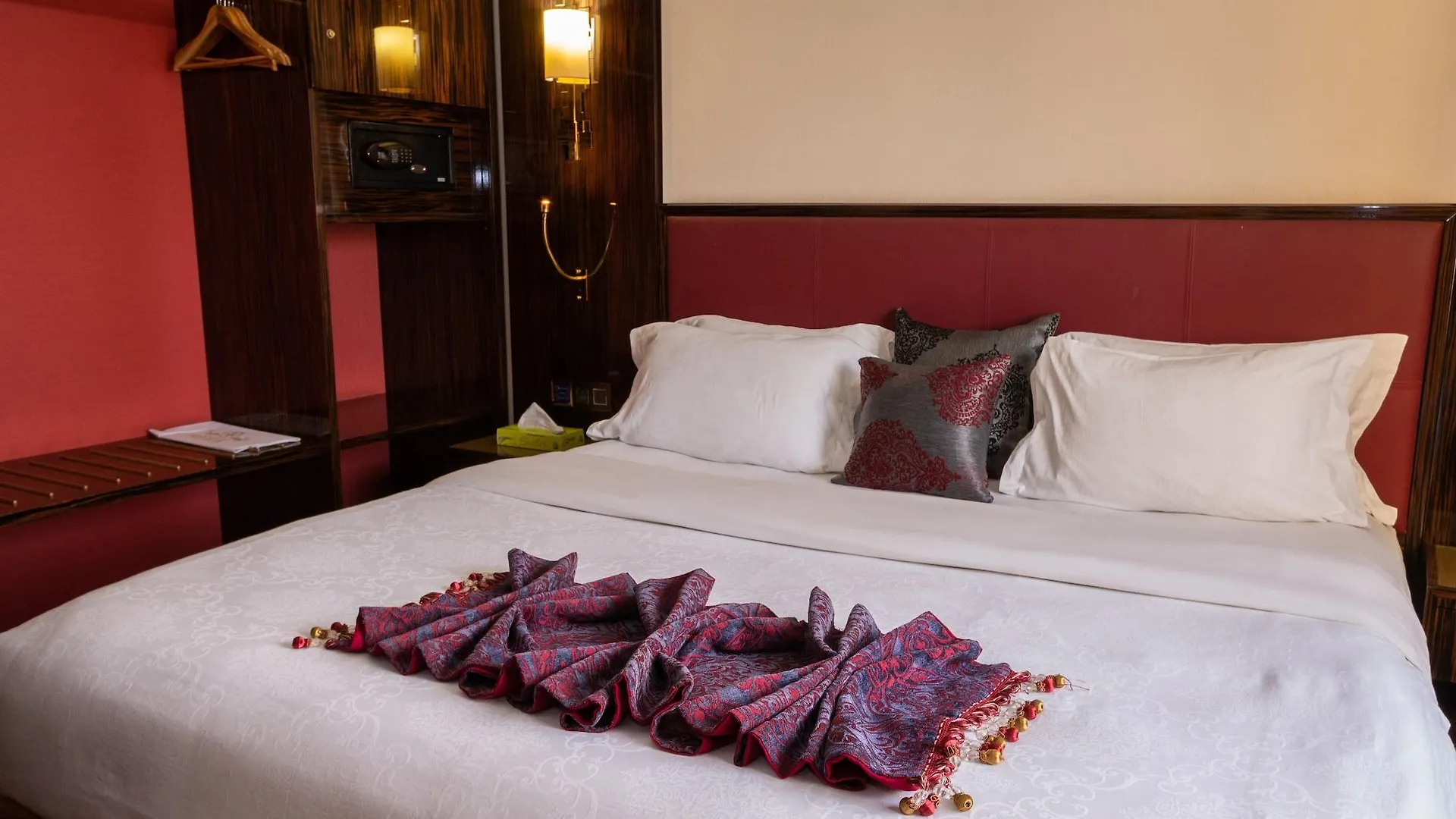 ****  Hotel Fleur De Lys Plateau Dakar Senegal